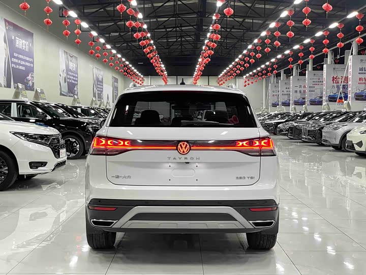 Фото 16 - Volkswagen Tayron