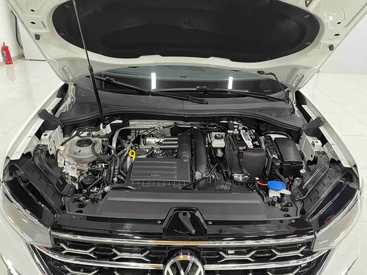 Фото 20 - Volkswagen Tayron