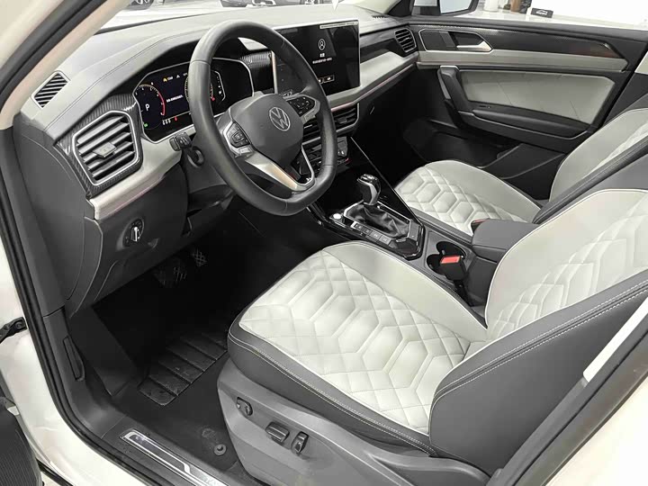 Фото 5 - Volkswagen Tayron