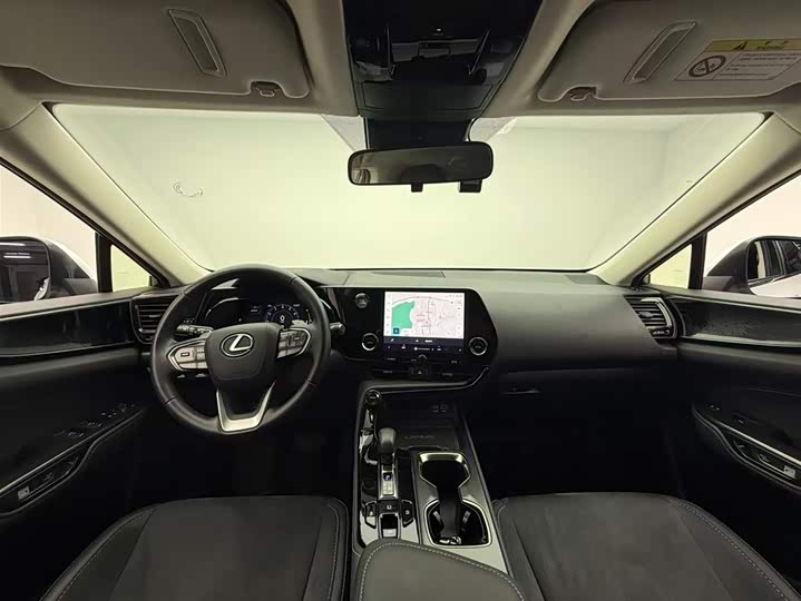 Фото 5 - Lexus NX