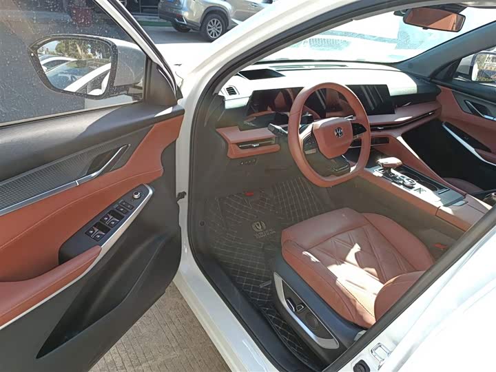 Фото 16 - Changan CS75 Plus