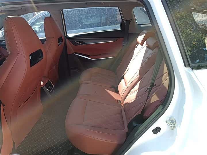 Фото 17 - Changan CS75 Plus