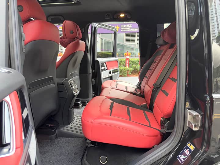 Фото 7 - Mercedes-Benz G-Class AMG