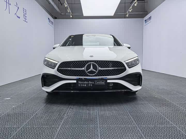 Фото 2 - Mercedes-Benz A-Class