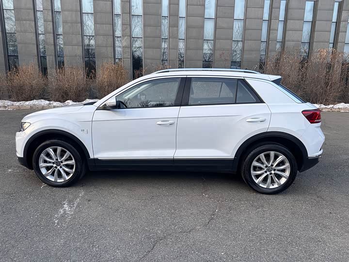 Фото 6 - Volkswagen T-Roc