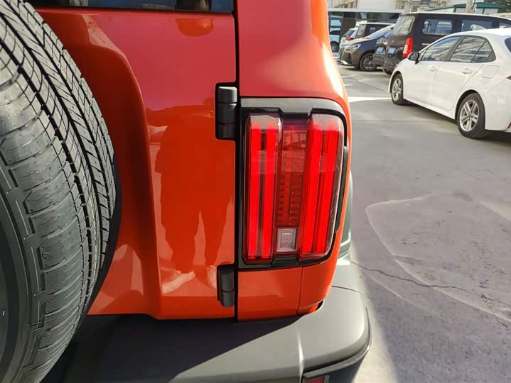 Фото 8 - Tank 300