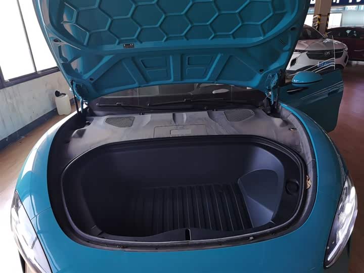 Фото 20 - Xiaomi SU7