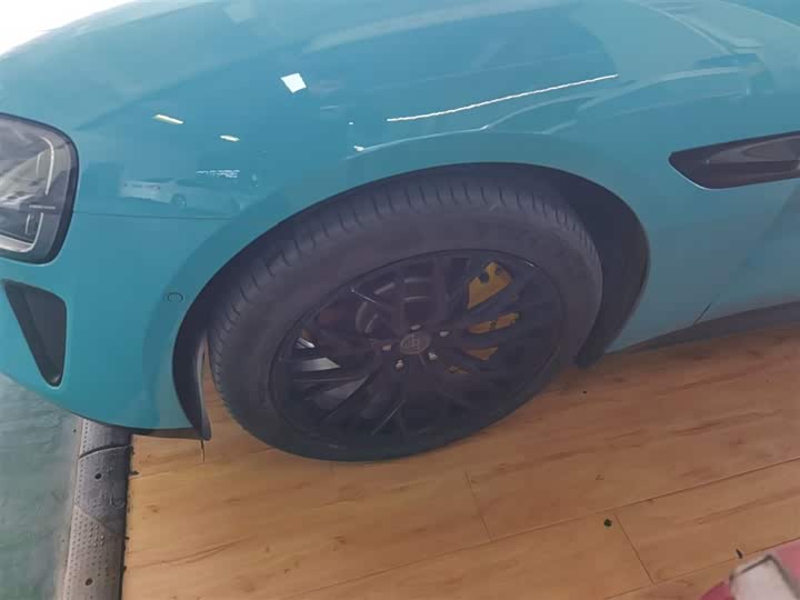 Фото 23 - Xiaomi SU7