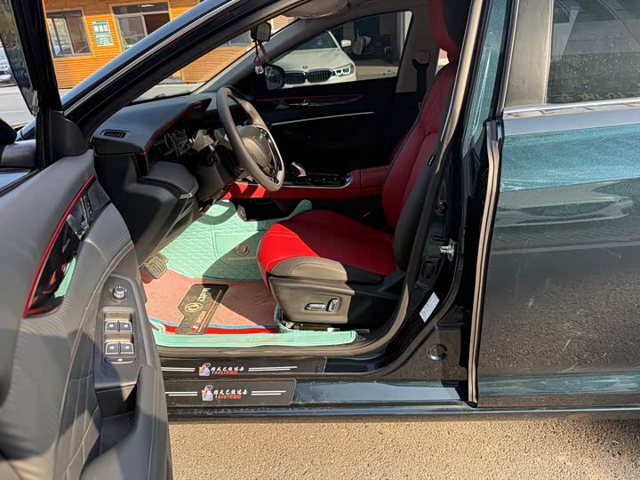 Фото 4 - Dongfeng Aeolus Yixuan Max