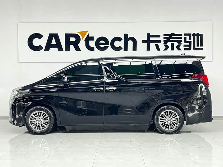 Фото 2 - Toyota Alphard