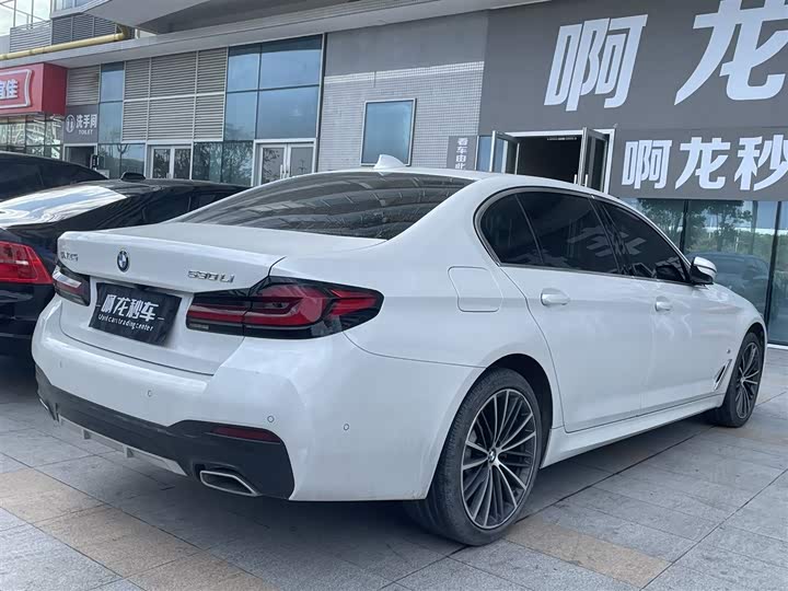 Фото 6 - BMW 5 Series