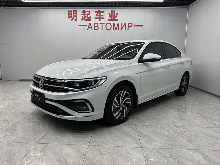 Фото 1 - Volkswagen Bora