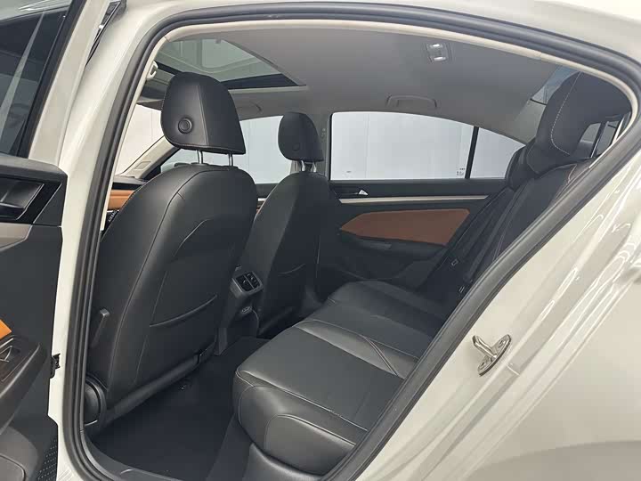 Фото 5 - Volkswagen Bora