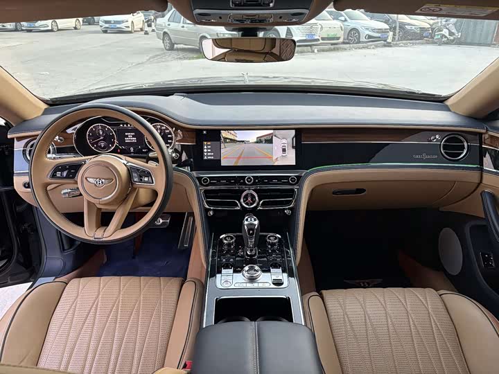 Фото 9 - Bentley Flying Spur