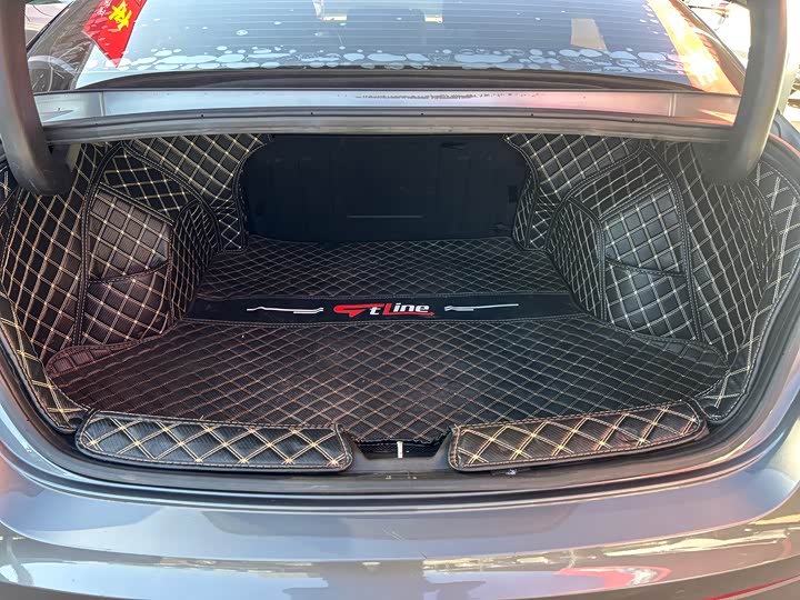 Фото 10 - Kia K5