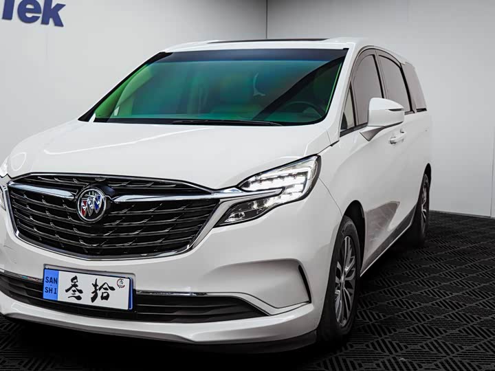 Фото 2 - Buick GL8 ES