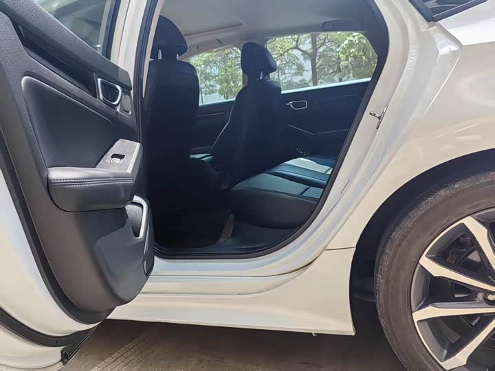 Фото 5 - Honda Integra