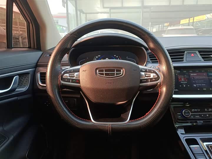 Фото 11 - Geely Emgrand GS