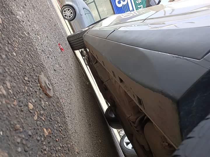 Фото 22 - Geely Emgrand GS