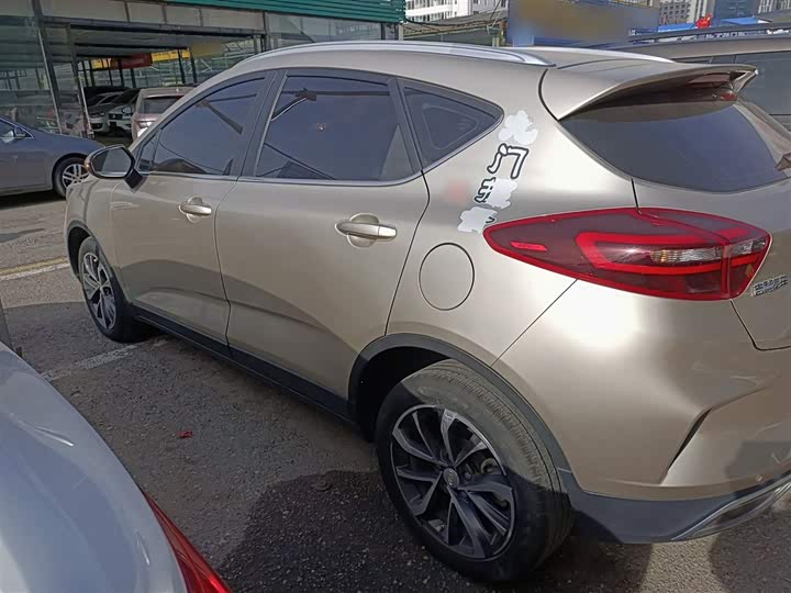 Фото 5 - Geely Emgrand GS