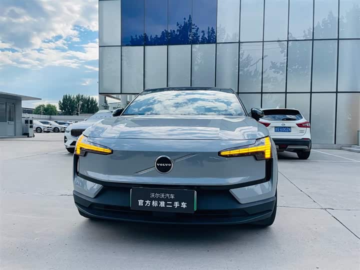 Фото 2 - Volvo EX30