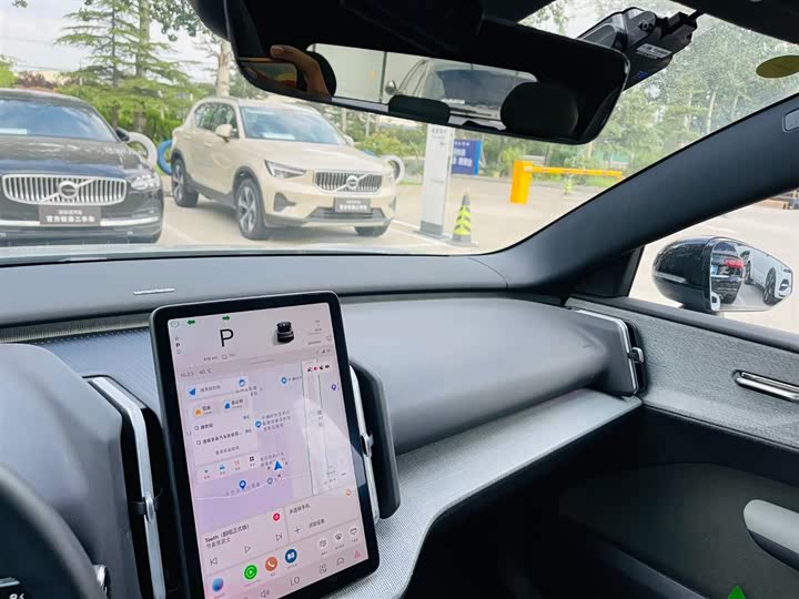 Фото 8 - Volvo EX30