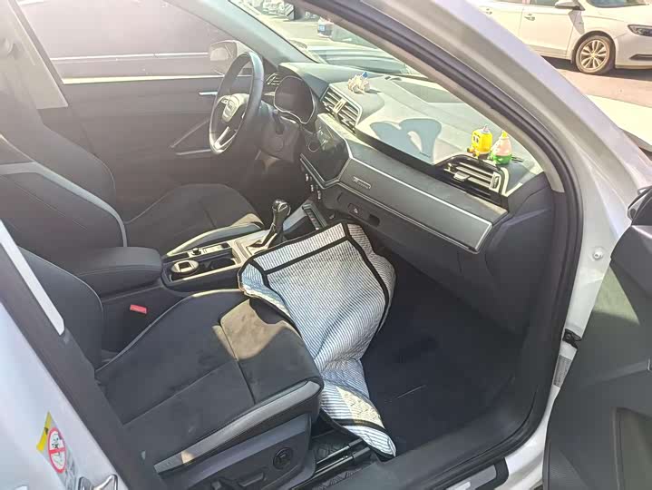 Фото 3 - Audi Q3