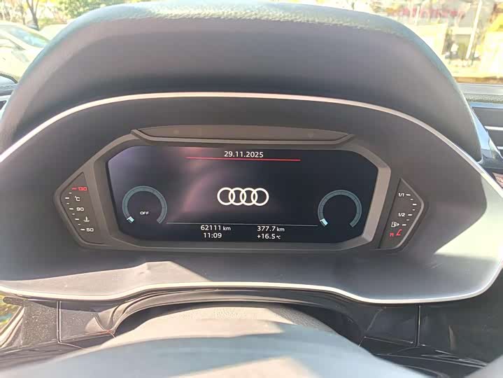 Фото 7 - Audi Q3