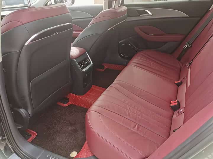 Фото 9 - Hongqi H5