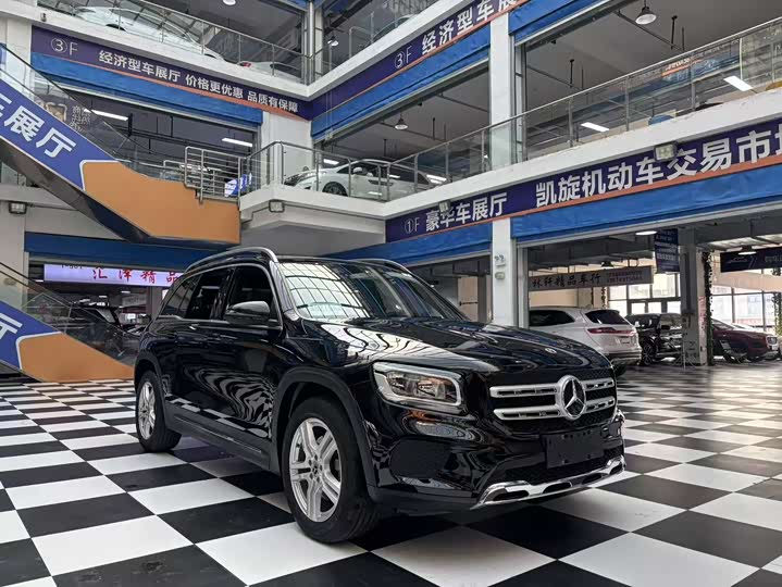 Фото 3 - Mercedes-Benz GLB-Class