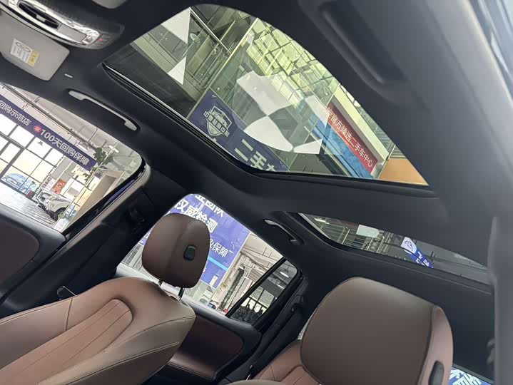 Фото 7 - Mercedes-Benz GLB-Class