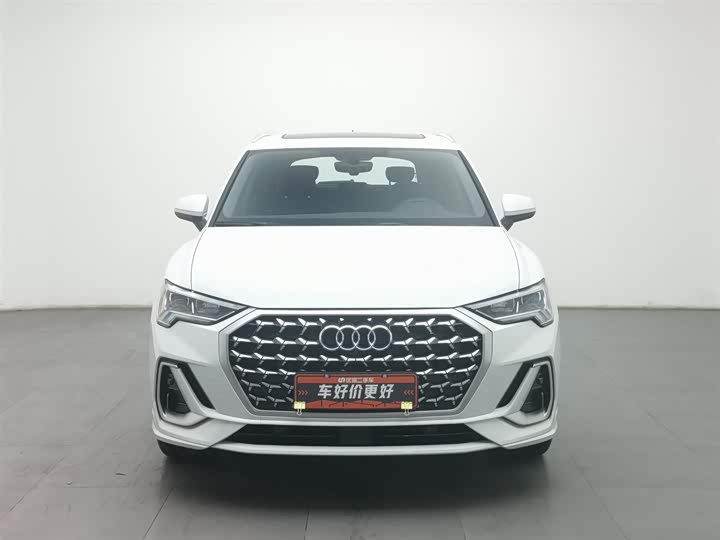 Фото 3 - Audi Q3