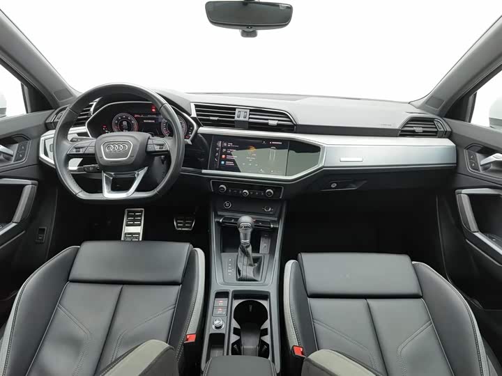 Фото 5 - Audi Q3