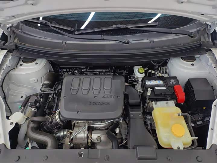 Фото 10 - Dongfeng Forthing T5