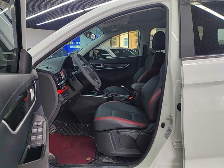 Фото 9 - Dongfeng Forthing T5