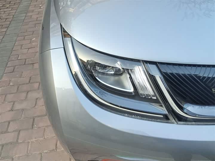 Фото 30 - BYD Dolphin