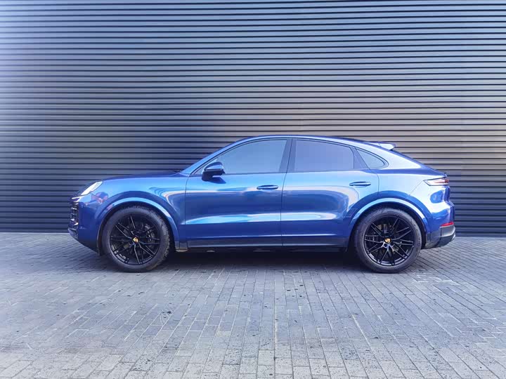 Фото 10 - Porsche Cayenne