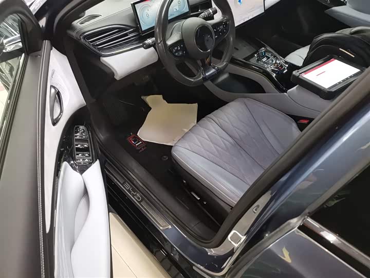 Фото 16 - BYD Seal