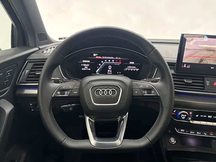Фото 16 - Audi Q5L Sportback