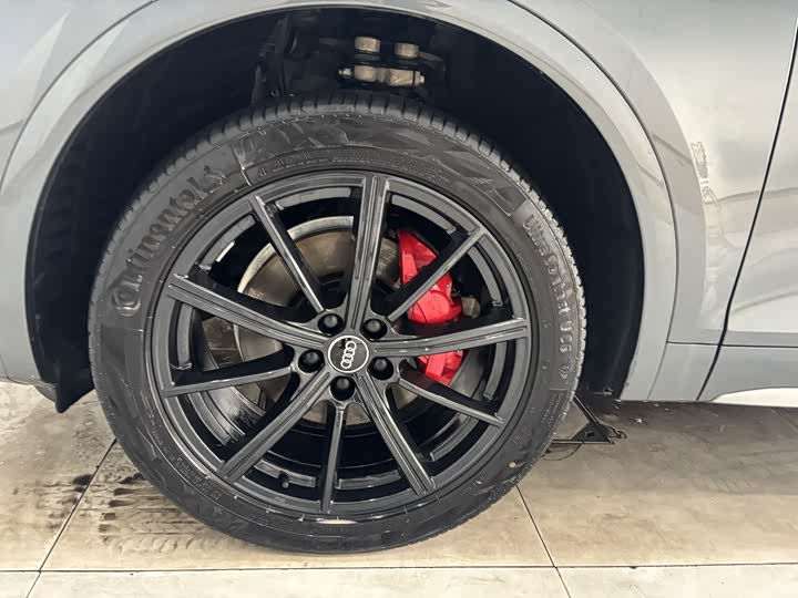 Фото 32 - Audi Q5L Sportback