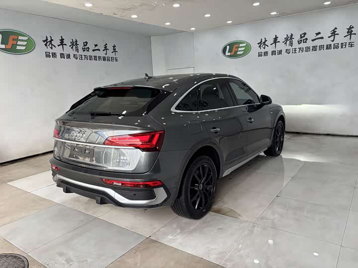 Фото 5 - Audi Q5L Sportback