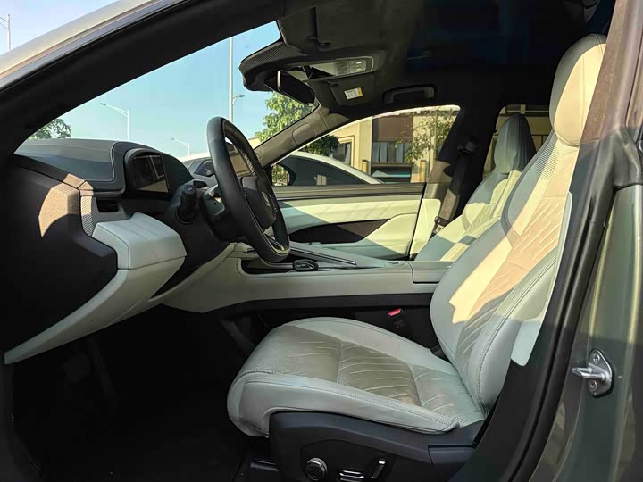 Фото 5 - Zeekr 001