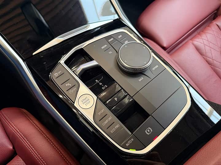 Фото 11 - BMW 3 Series