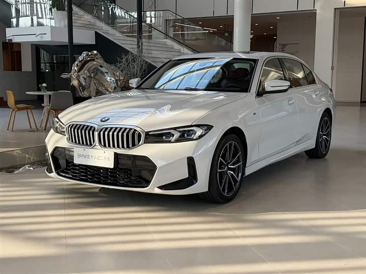 Фото 2 - BMW 3 Series