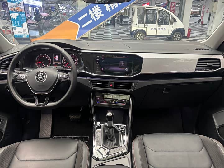 Фото 10 - Volkswagen Tayron