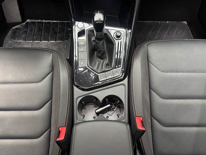 Фото 12 - Volkswagen Tayron