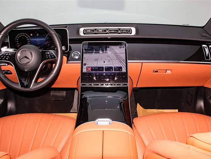 Фото 13 - Mercedes-Benz S-Class