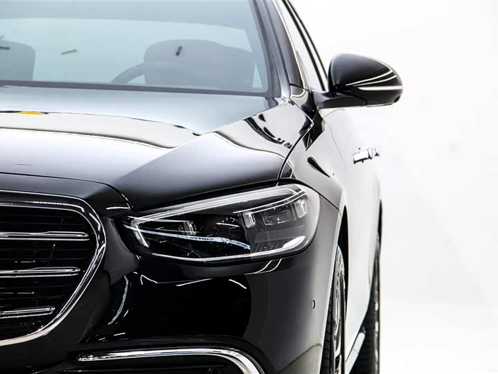 Фото 9 - Mercedes-Benz S-Class