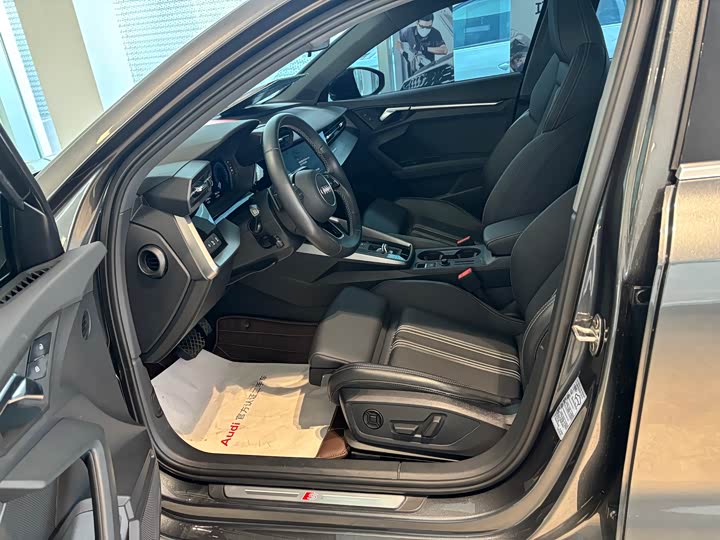 Фото 15 - Audi A3