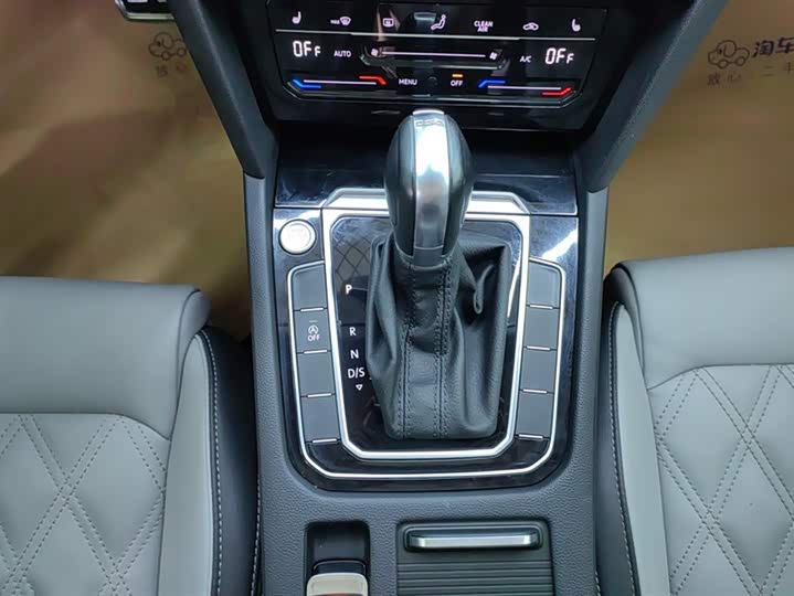 Фото 16 - Volkswagen Magotan